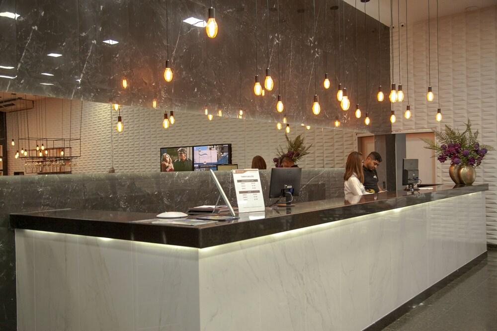 Hotel Gran Arrey 4*